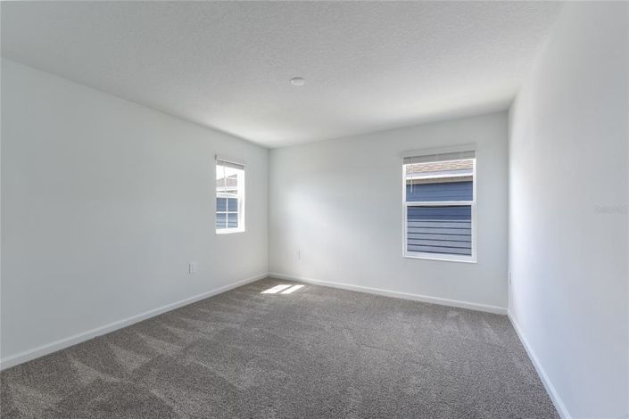 Image No.12-5 Bed Property for sale