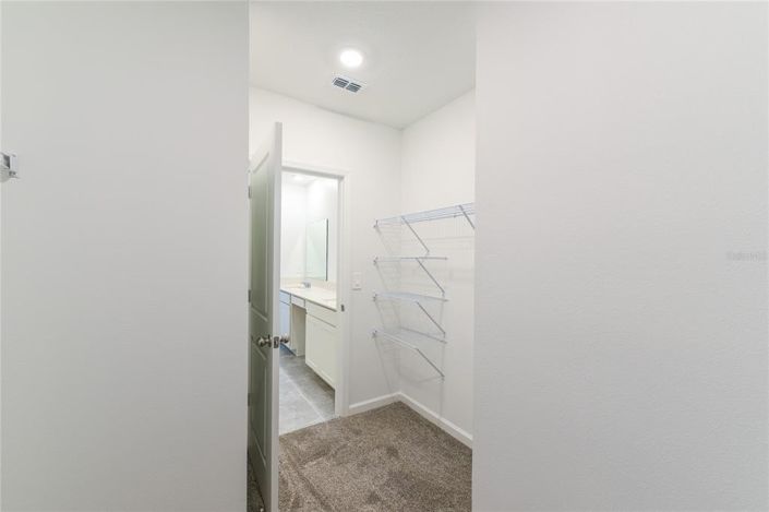 Image No.29-5 Bed Property for sale