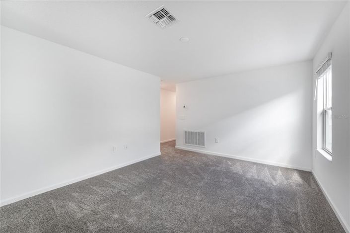 Image No.9-5 Bed Property for sale