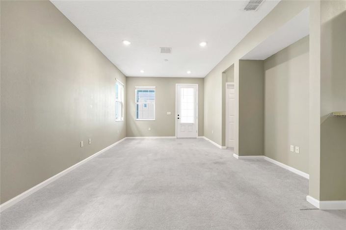 Image No.3-Propriété de 5 chambres à vendre à Davenport