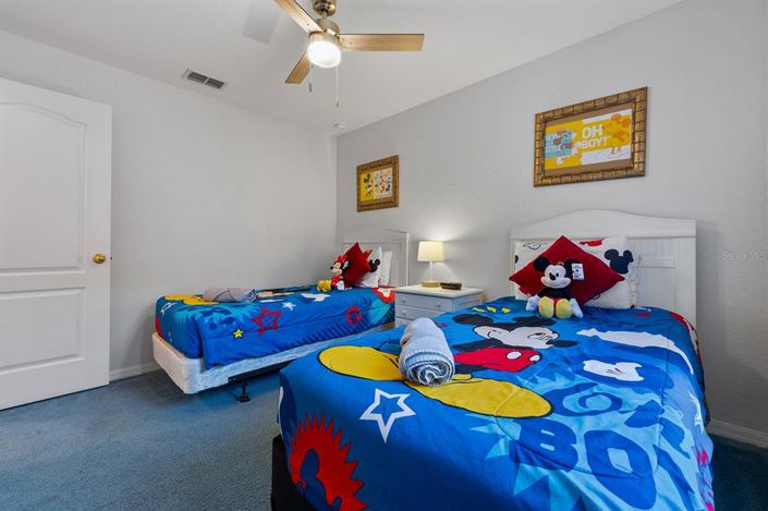 Image No.38-5 Bed Property for sale