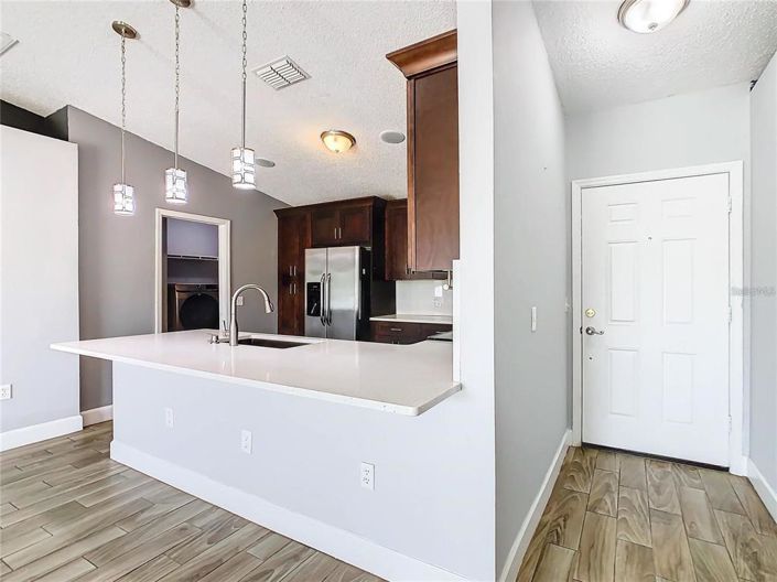 Image No.3-3 Bed Property for sale