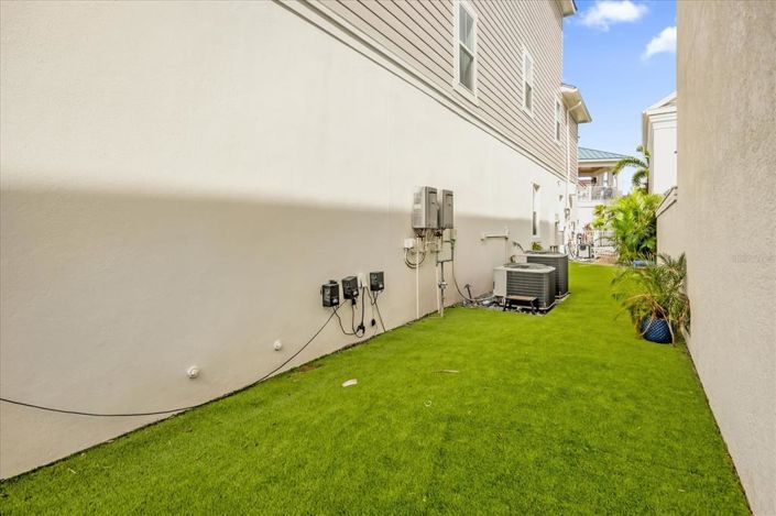 Image No.37-4 Bed Property for sale