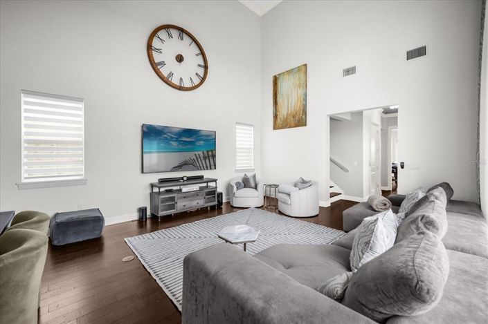 Image No.5-4 Bed Property for sale