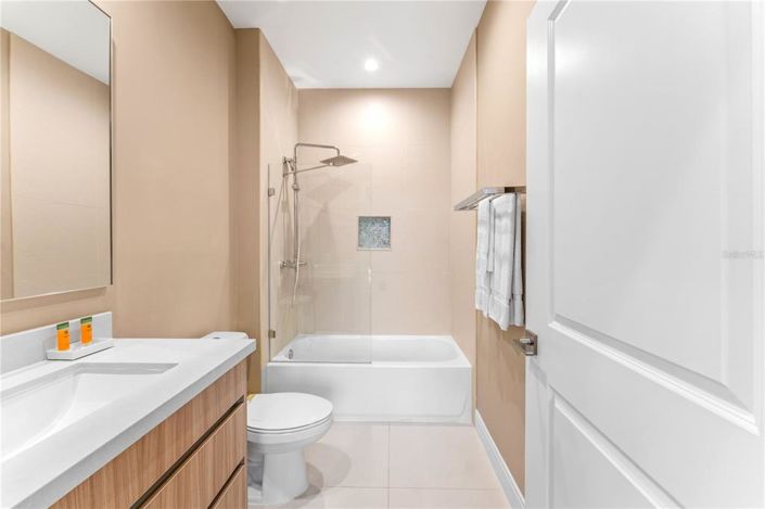 Image No.29-4 Bed Townhouse for sale