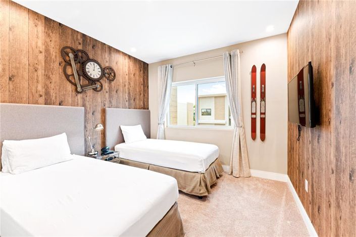 Image No.30-4 Bed Townhouse for sale