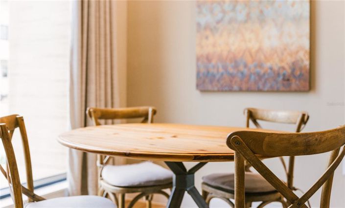 Image No.42-4 Bed Townhouse for sale