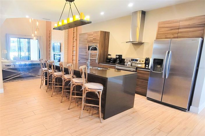 Image No.9-4 Bed Townhouse for sale