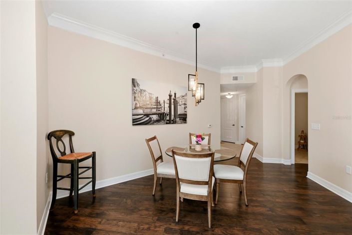 Image No.5-2 Bed Property for sale