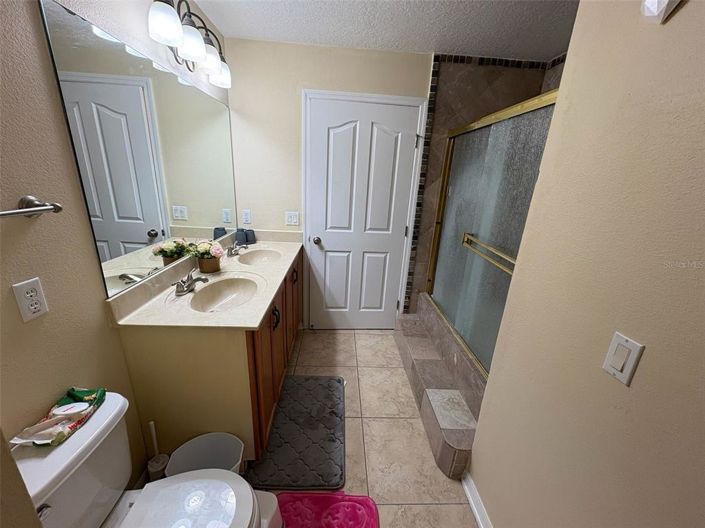 Image No.13-3 Bed Property for sale