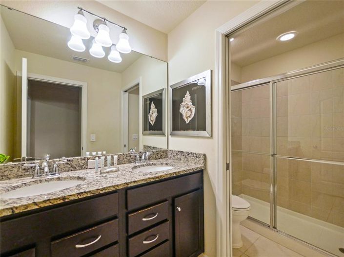 Image No.27-10 Bed Property for sale