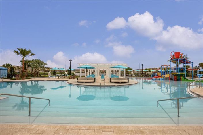 Image No.41-10 Bed Property for sale