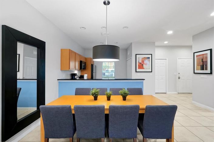 Image No.11-3 Bed Townhouse for sale