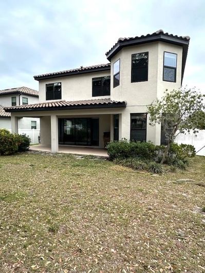 Image No.14-5 Bed Property for sale