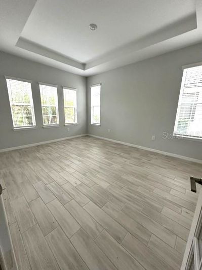 Image No.7-5 Bed Property for sale