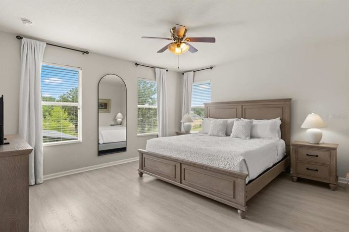 Image No.10-5 Bed Property for sale