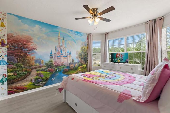 Image No.20-5 Bed Property for sale