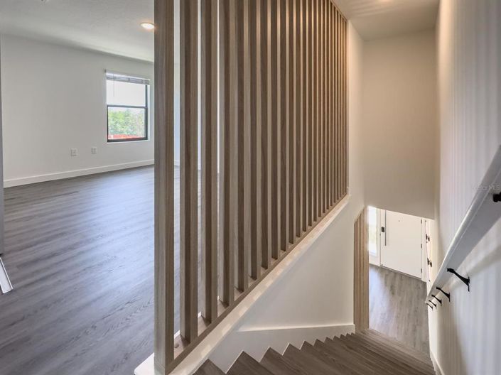 Image No.20-3 Bed Townhouse for sale