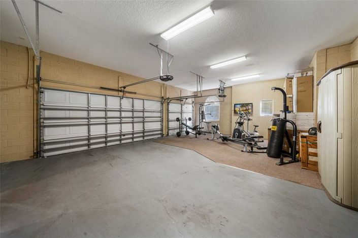 Image No.20-4 Bed Property for sale