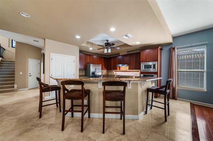 Image No.6-4 Bed Property for sale