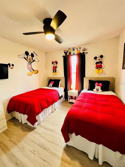 Image No.22-5 Bed Property for sale