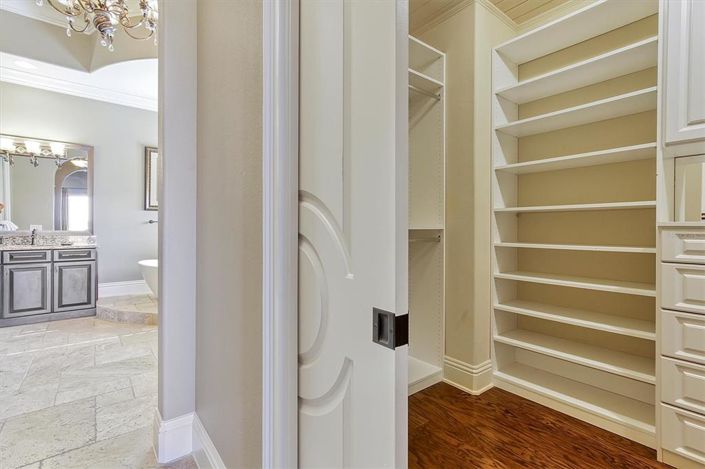 Image No.34-5 Bed Property for sale