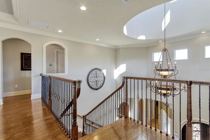 Image No.45-5 Bed Property for sale