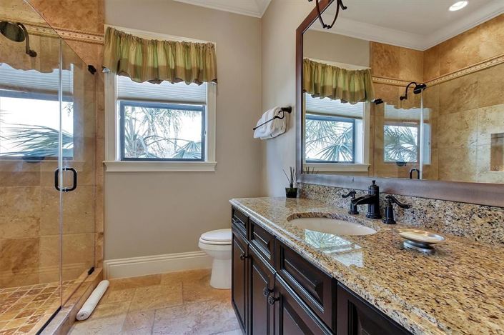 Image No.53-5 Bed Property for sale