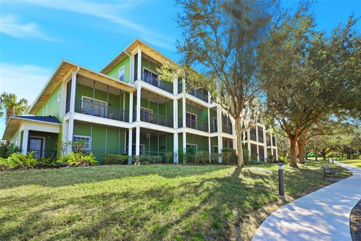 Image No.28-3 Bed Property for sale