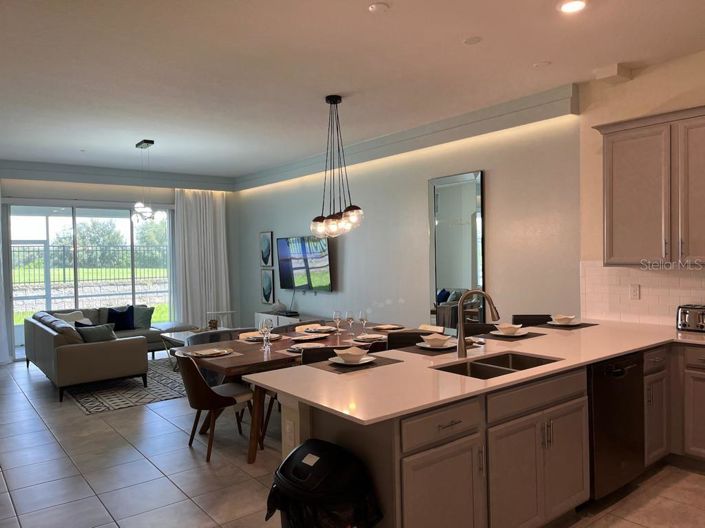 Image No.7-2 Bed Property for sale