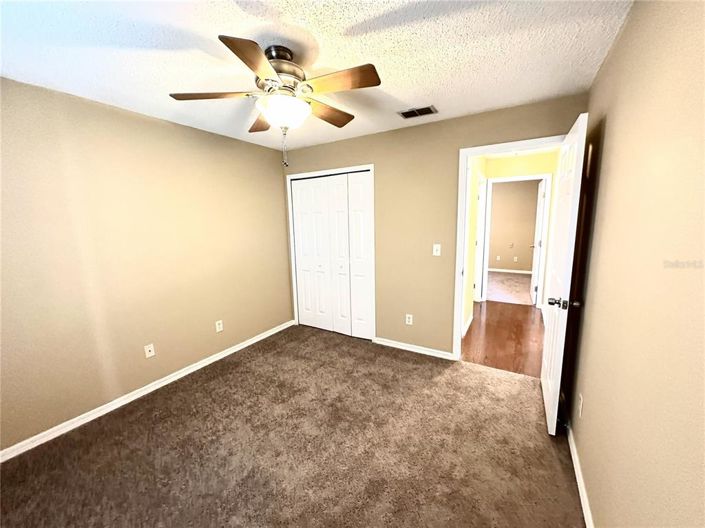 Image No.19-3 Bed Property for sale