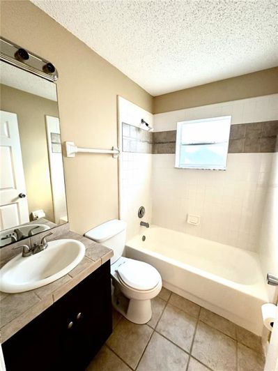 Image No.21-3 Bed Property for sale