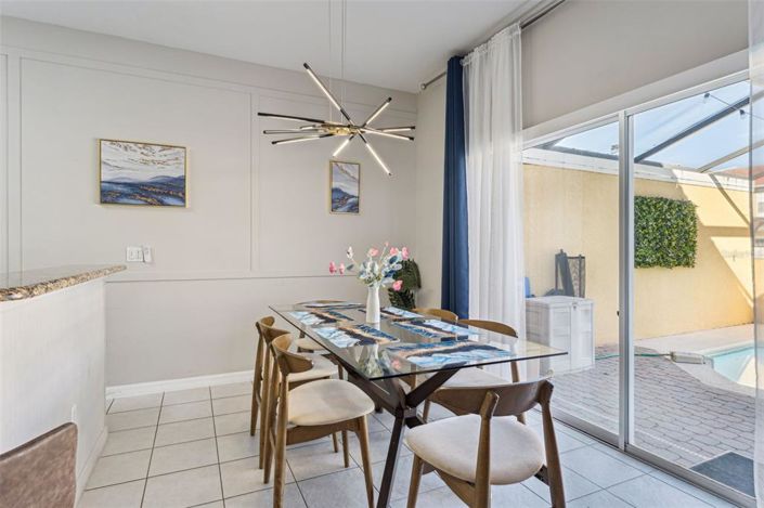 Image No.10-4 Bed Townhouse for sale