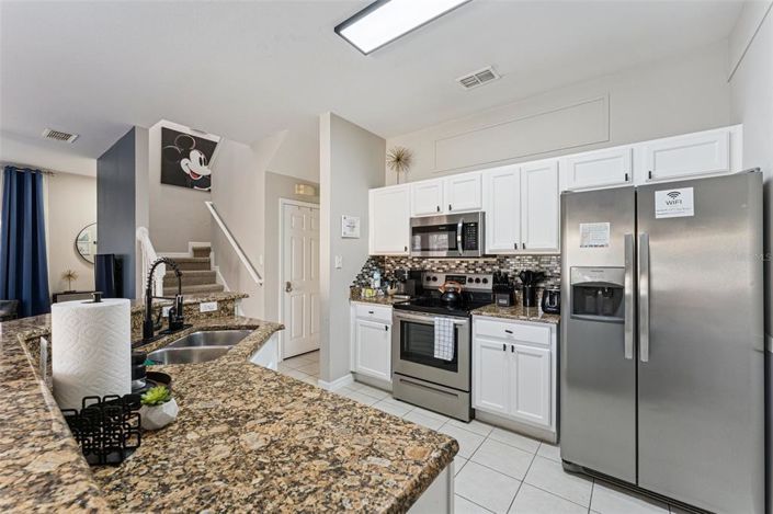 Image No.12-4 Bed Townhouse for sale