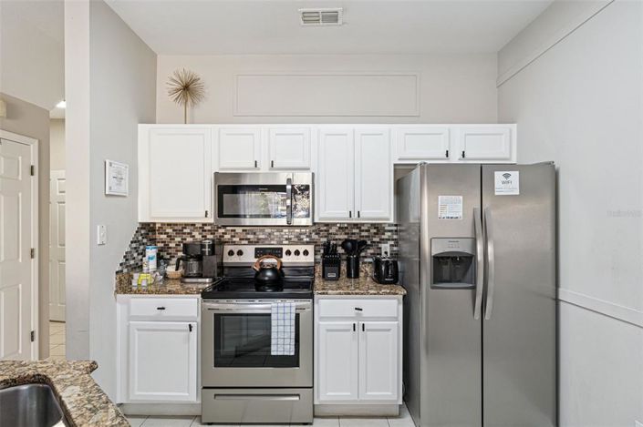 Image No.14-4 Bed Townhouse for sale