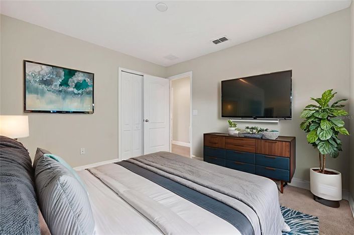 Image No.12-3 Bed Townhouse for sale