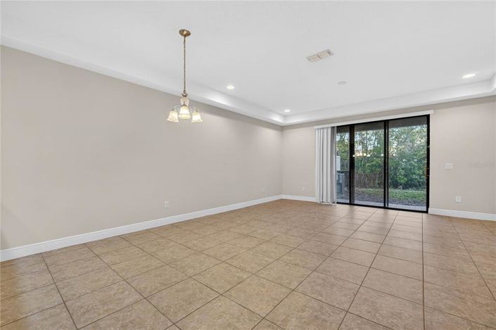 Image No.7-3 Bed Townhouse for sale