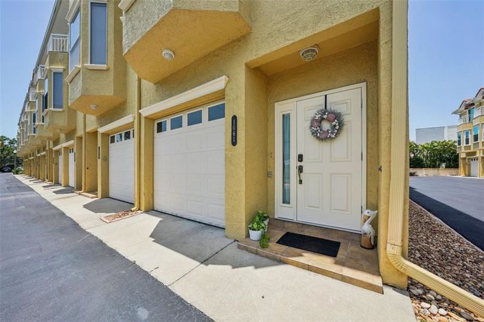 Image No.2-3 Bed Townhouse for sale