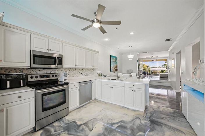 Image No.20-3 Bed Townhouse for sale