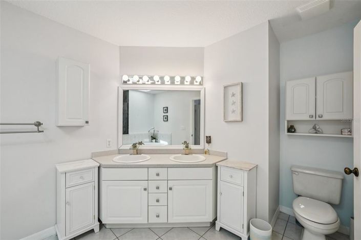 Image No.27-3 Bed Townhouse for sale