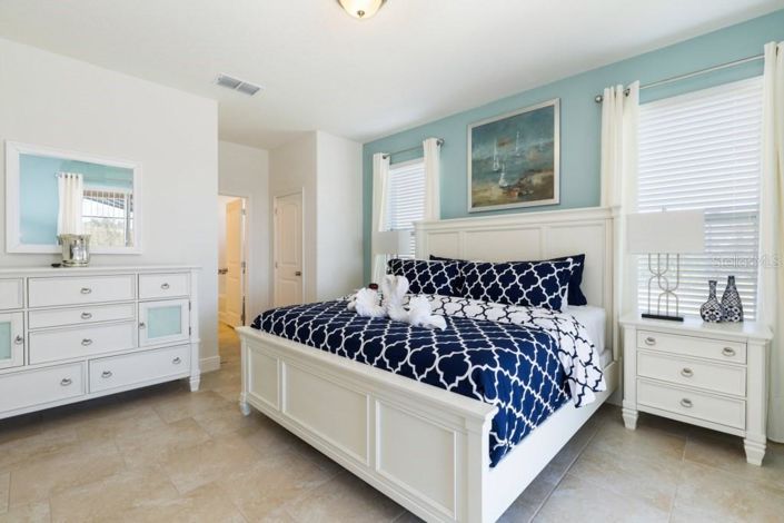 Image No.15-5 Bed Property for sale