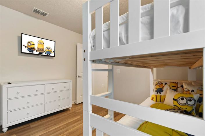 Image No.33-6 Bed Property for sale