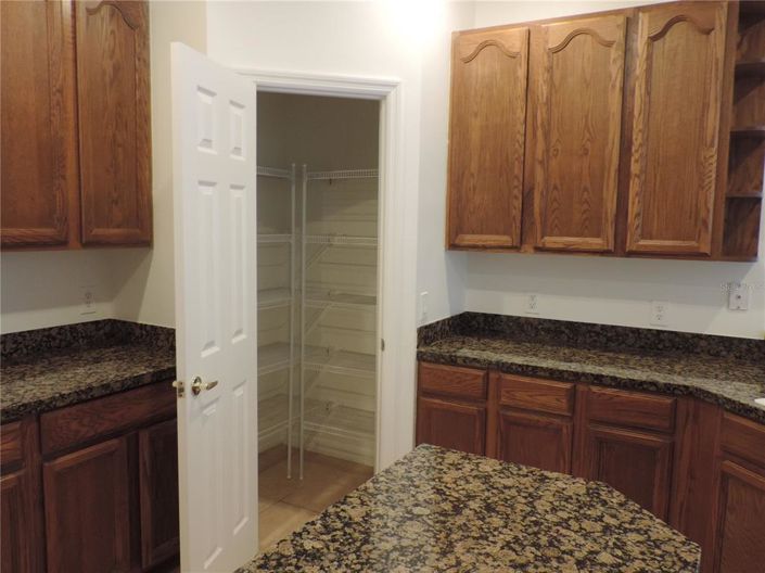 Image No.6-4 Bed Property for sale