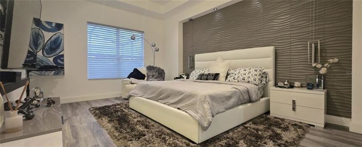 Image No.13-4 Bed Property for sale