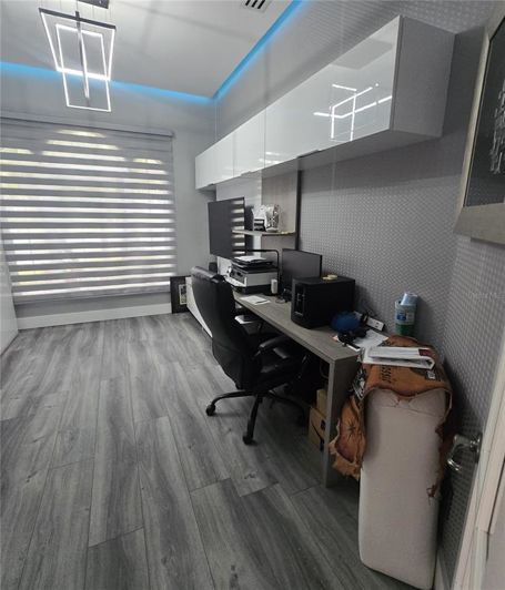 Image No.9-4 Bed Property for sale