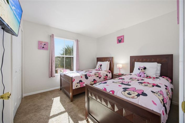 Image No.10-4 Bed Townhouse for sale