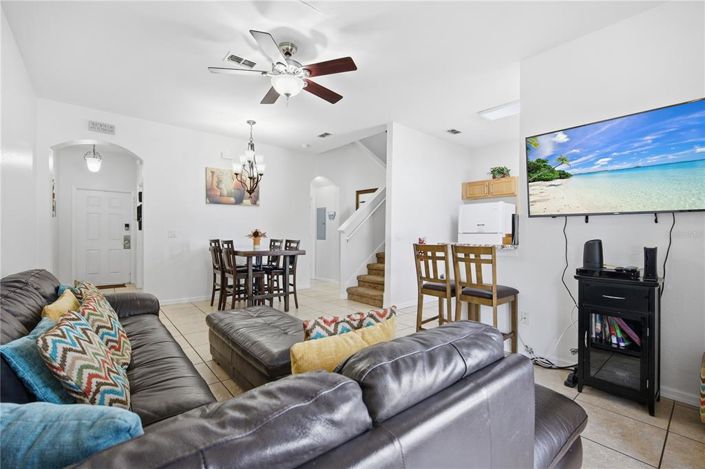 Image No.7-4 Bed Townhouse for sale