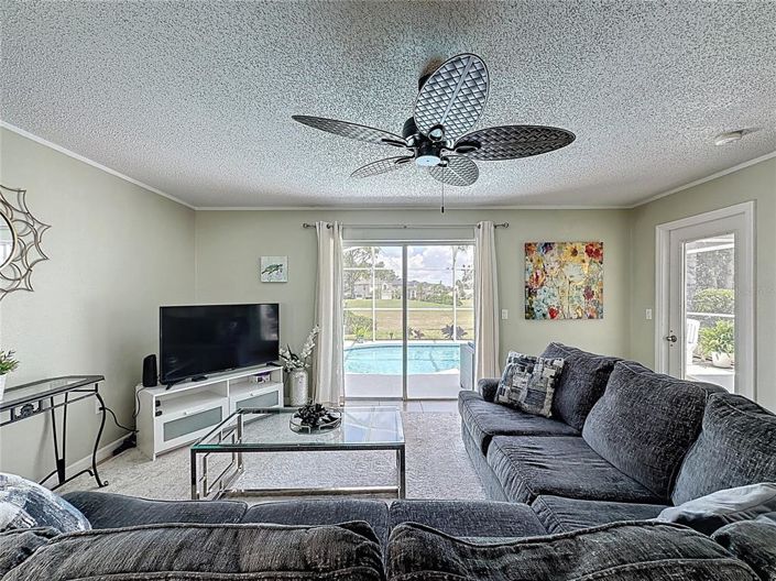 Image No.9-3 Bed Property for sale