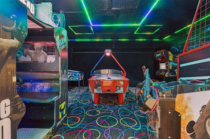 Image No.15-5 Bed Property for sale