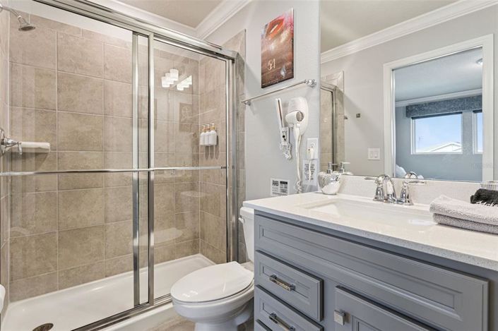 Image No.22-5 Bed Property for sale